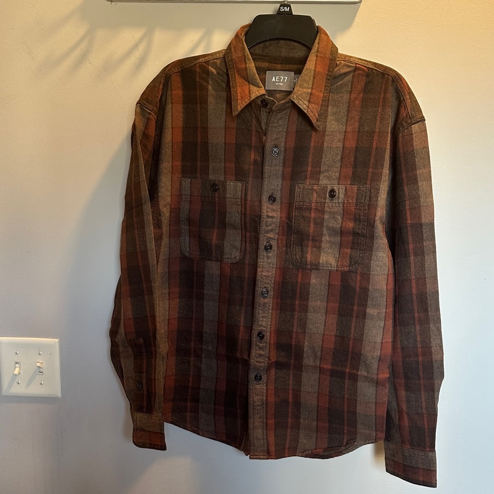 American Eagle Outfitters Multicolor Plaid Button Down Shirt